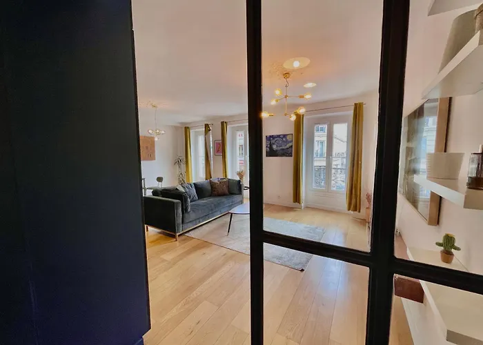 Appartement Elegant & Chic A Paris